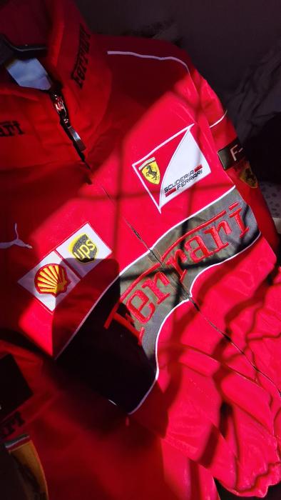 Jaqueta FERRARI F1 VERMELHO